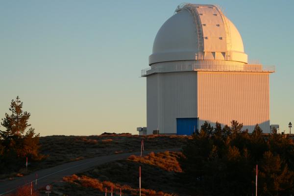 2.2m dome at sunrise